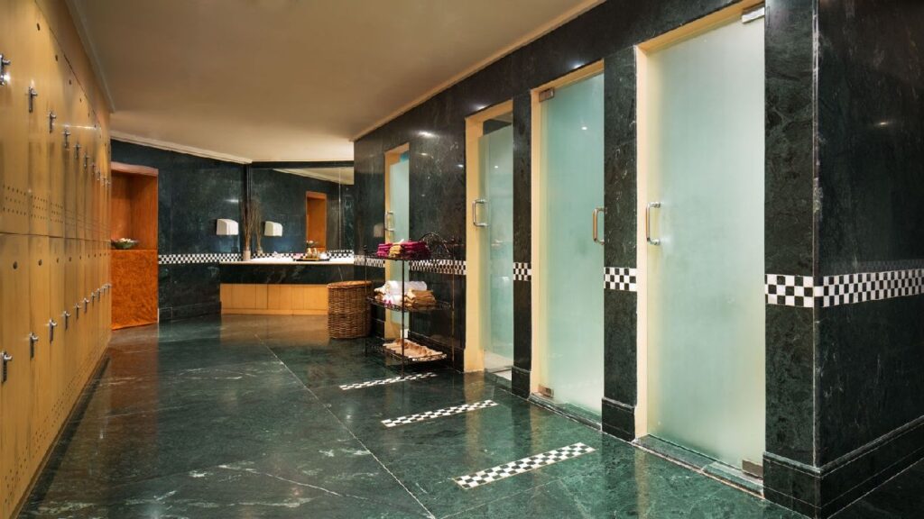 Breezifulthalasso Bali Spa Bathroom