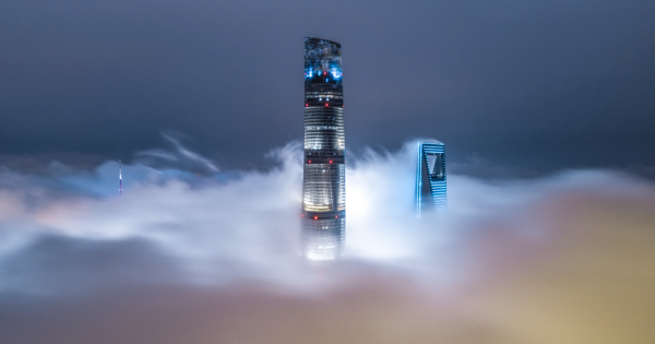J Hotel Shanghai Tower Welcomes Global Travelers to a Cloud-Piercing Stay