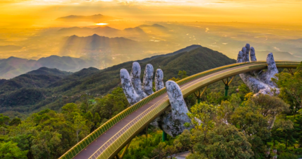 Emirates reveals top 2025 summer getaways according to search data