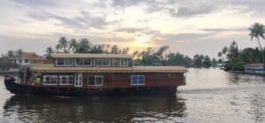 houseboat
